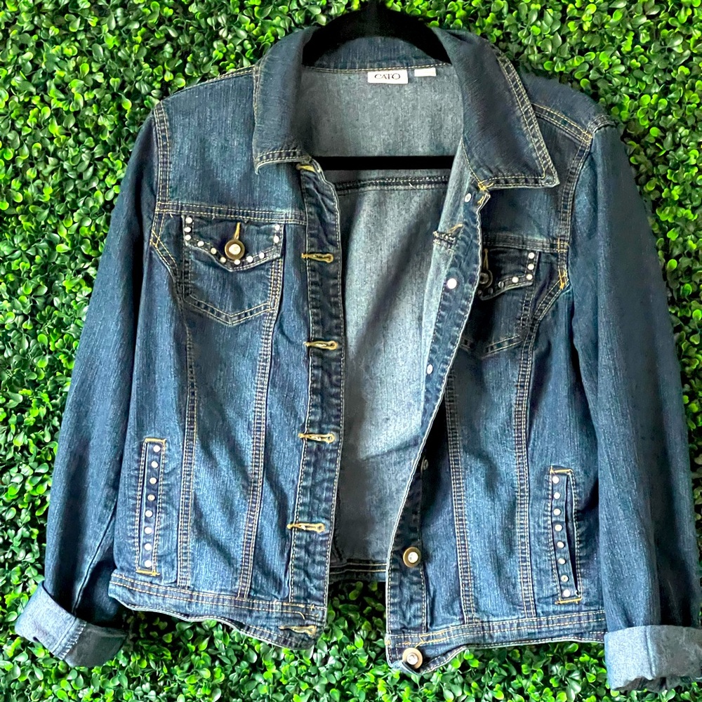 Baddazled Denim Jacket 💙😇